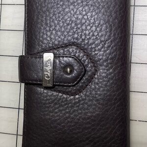 Cole Haan Brown Leather Wallet. Pre-loved but still very good condition.